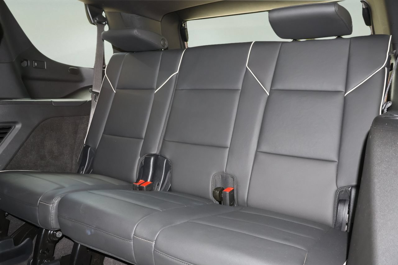 Certified 2025 Cadillac Escalade Premium Luxury AWD/4WD image 12