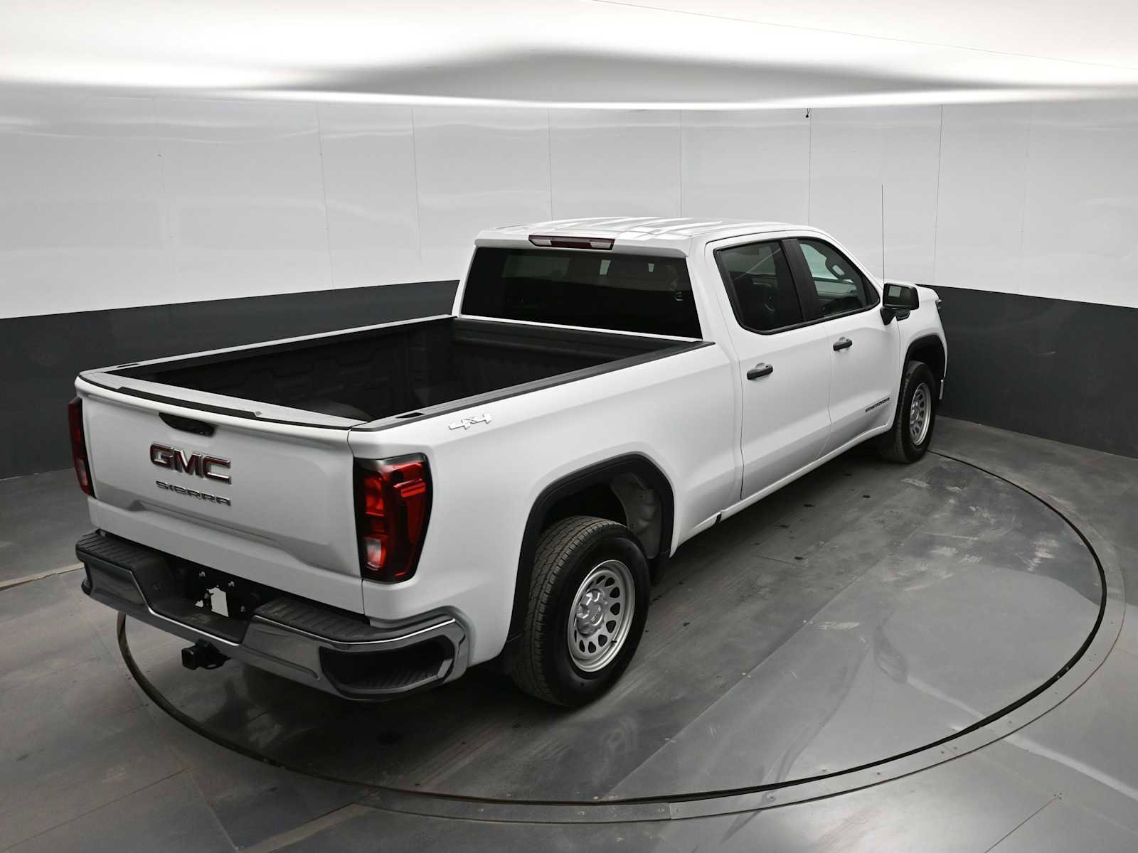 Used 2023 GMC Sierra 1500 Pro w/ Pro Value Package image 26