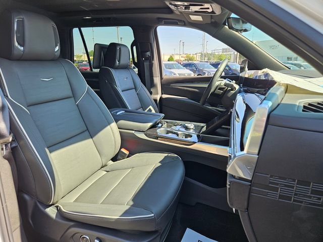 New 2026 Cadillac Escalade Sport w/ LPO, ONYX Package AWD/4WD image 20