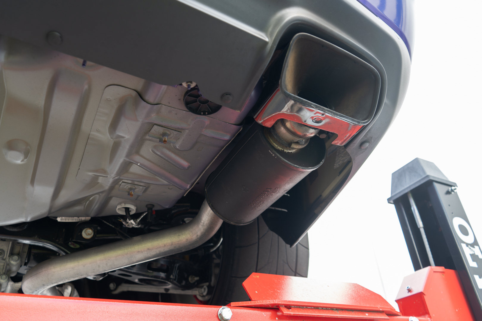 Used 2016 Dodge Challenger SRT Hellcat RWD image 57