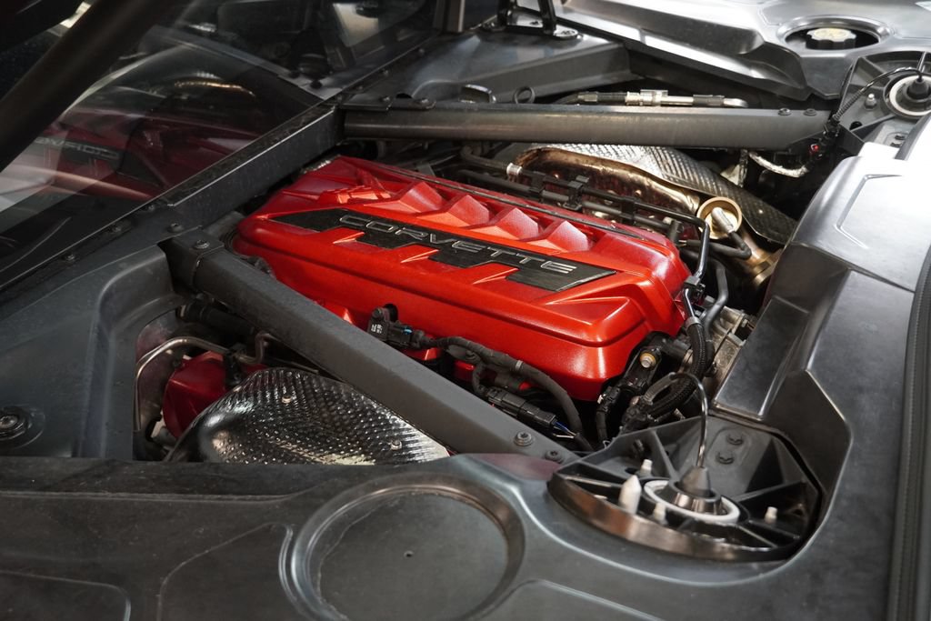 Used 2022 Chevrolet Corvette Stingray Preferred Cpe w/ Battery Protection Package RWD image 10