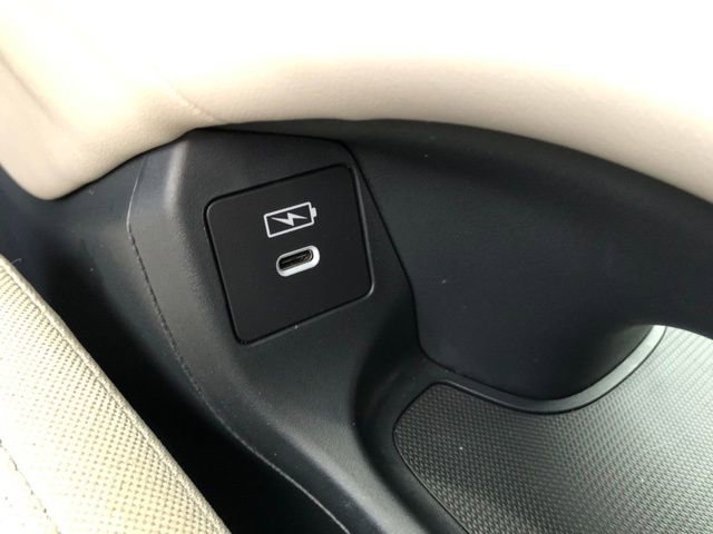 Certified 2025 Honda HR-V LX image 32
