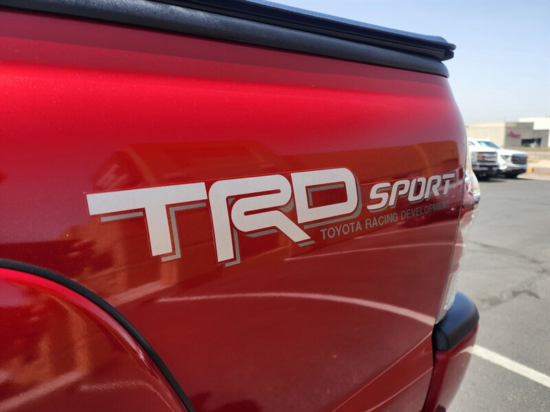 Used 2015 Toyota Tacoma PreRunner w/ TRD Sport Package RWD image 12