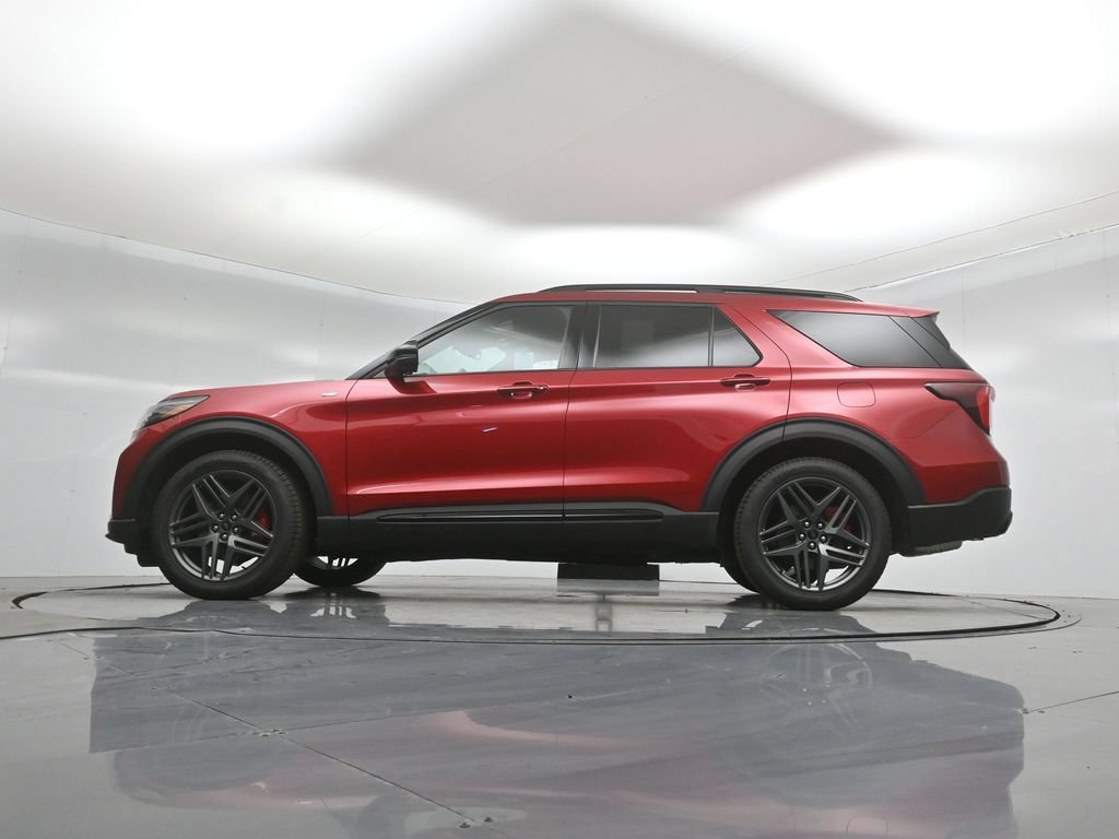 New 2026 Ford Explorer ST-Line w/ ST-Line Street Pack RWD image 54