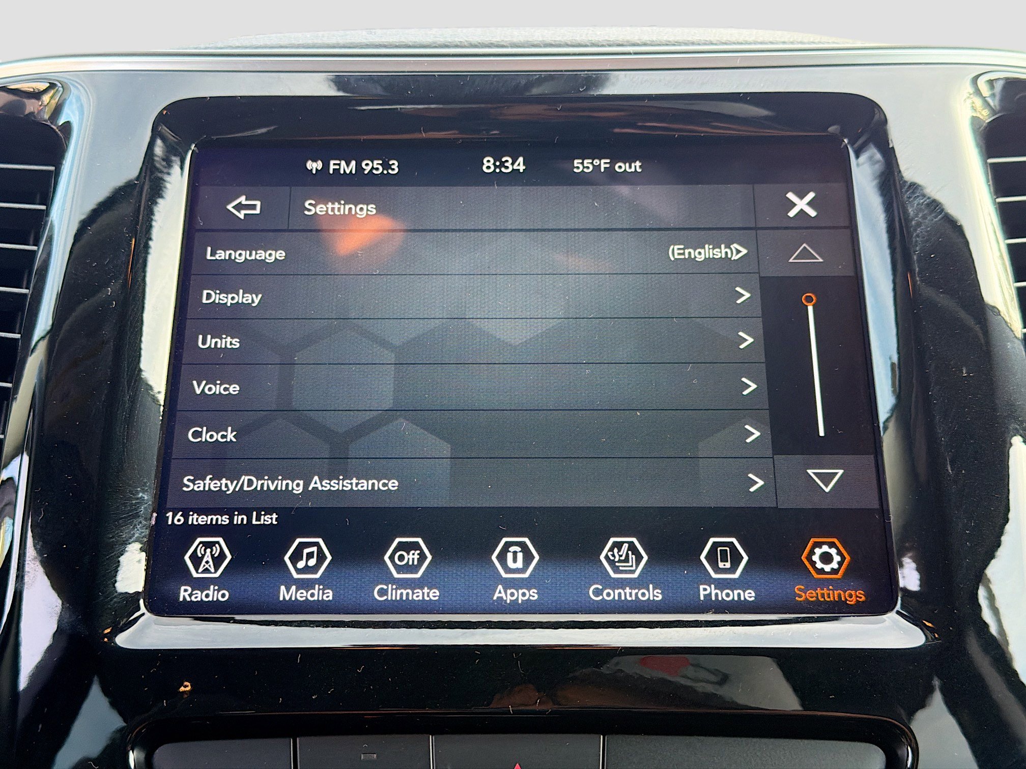 Used 2020 Jeep Cherokee Limited FWD image 31