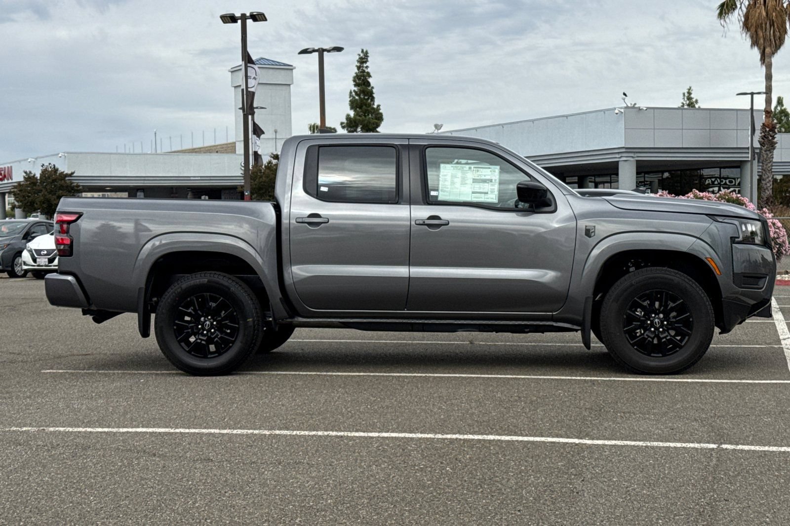 New 2026 Nissan Frontier SV w/ Tow Package AWD/4WD image 3