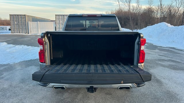 Used 2022 Chevrolet Silverado 1500 LTZ image 6