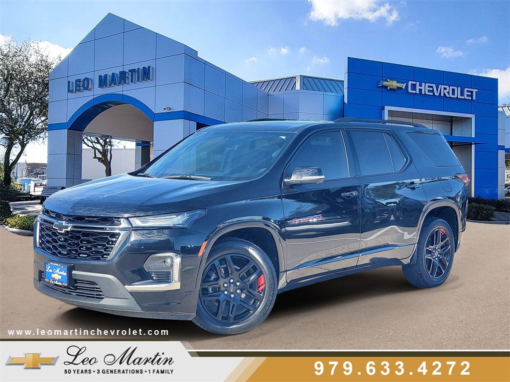 Used 2023 Chevrolet Traverse Premier w/ Redline Edition image 1