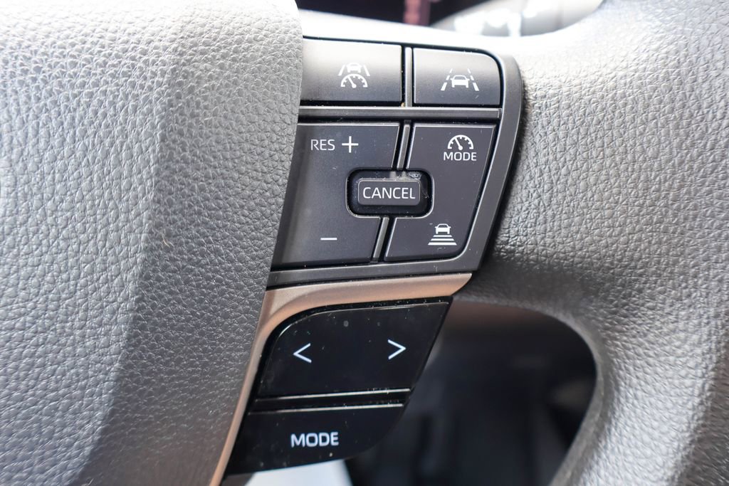 Used 2025 Toyota Camry LE FWD image 14