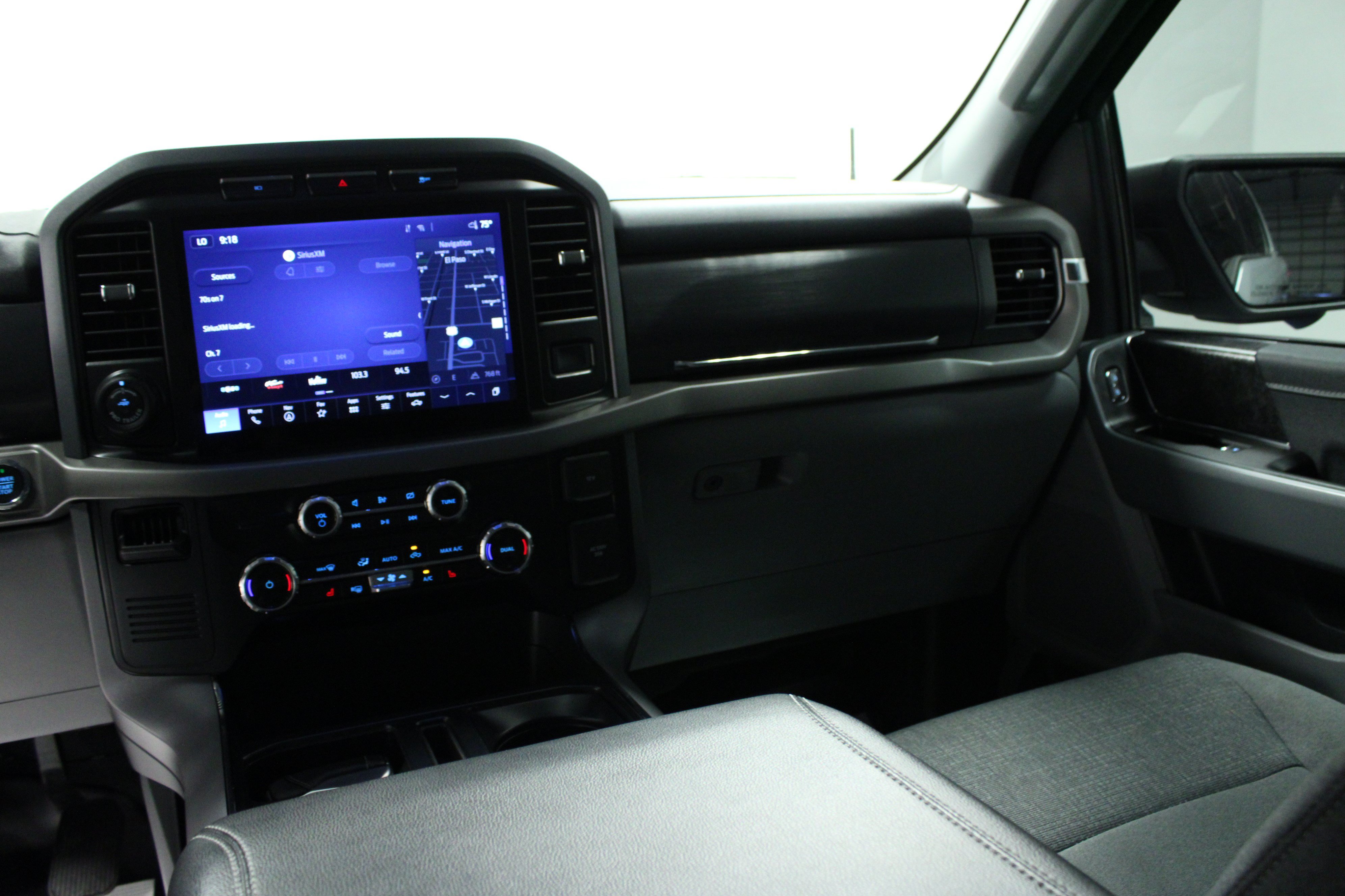 Used 2024 Ford F150 Lightning XLT AWD/4WD image 19