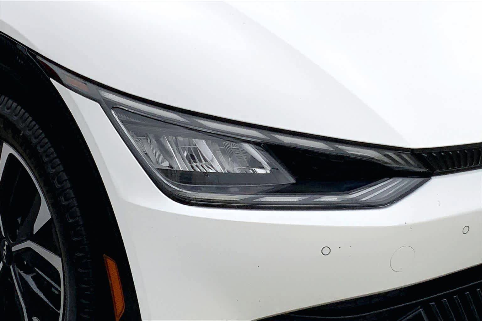Used 2022 Kia EV6 Wind RWD image 23