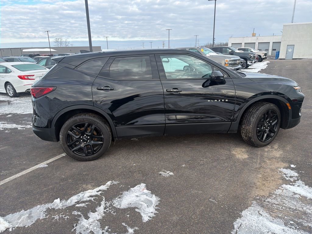 Used 2023 Chevrolet Blazer LT w/ Driver Confidence Package image 8