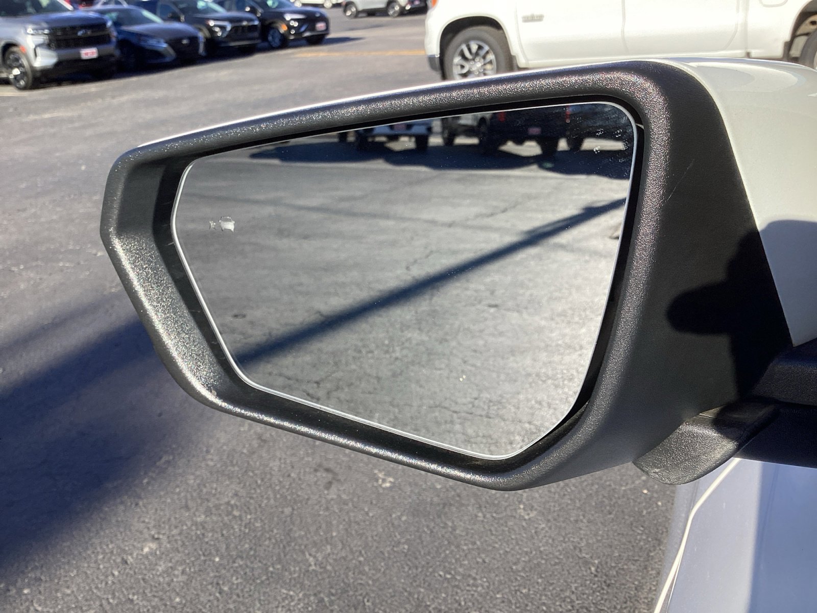 Used 2023 Chevrolet Equinox RS image 34