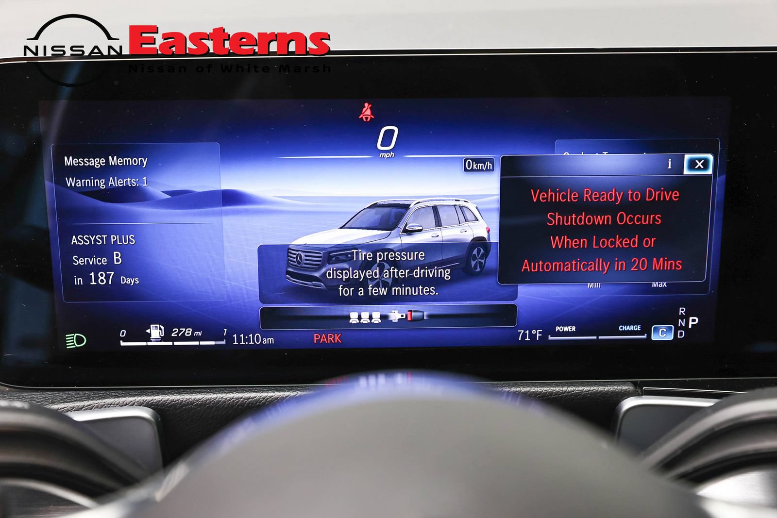 Used 2025 Mercedes-Benz GLB 250 w/ Exclusive Package image 17