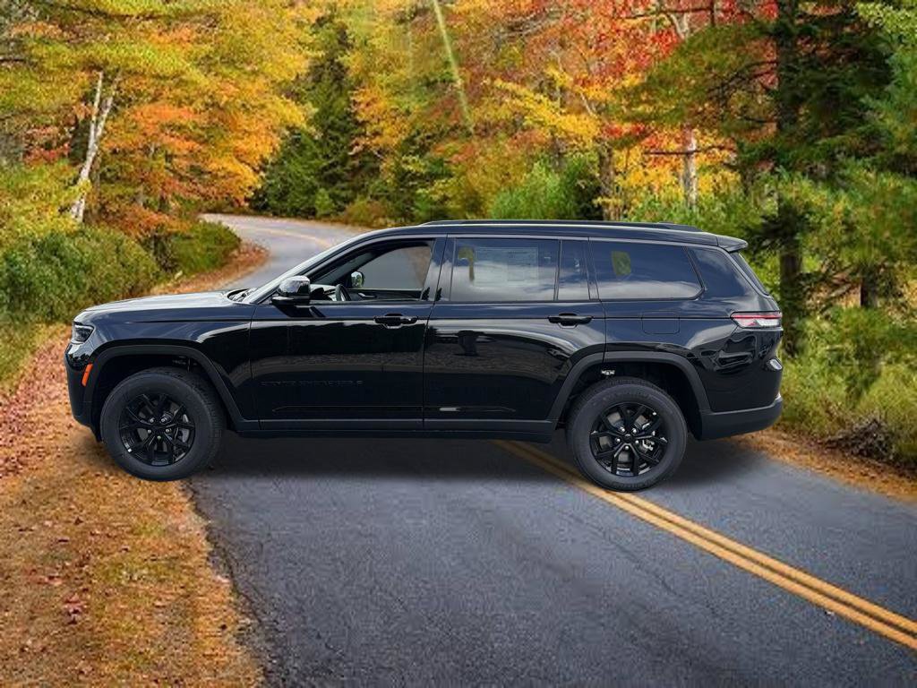 New 2026 Jeep Grand Cherokee L 4WD image 8