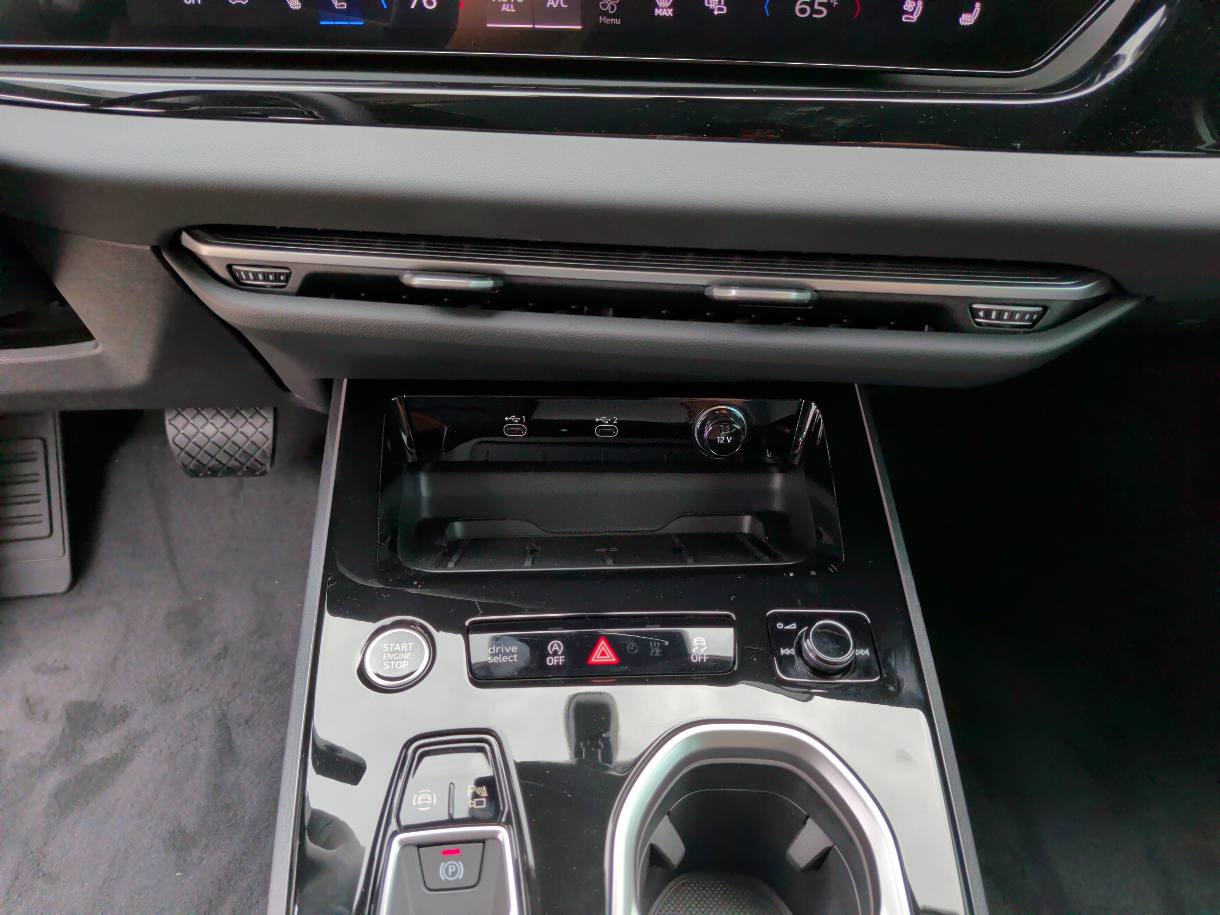 Used 2026 Audi A6 Premium Plus image 32