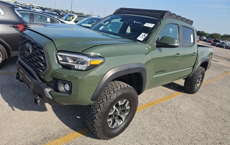 Used 2021 Toyota Tacoma TRD Off-Road w/ TRD Premium Off Road Package AWD/4WD image 1