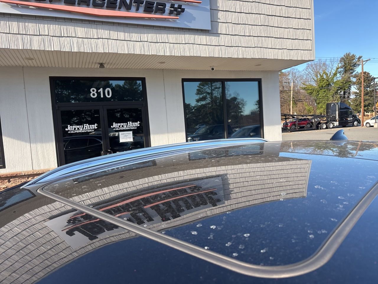 Used 2023 Buick Envision Avenir image 12