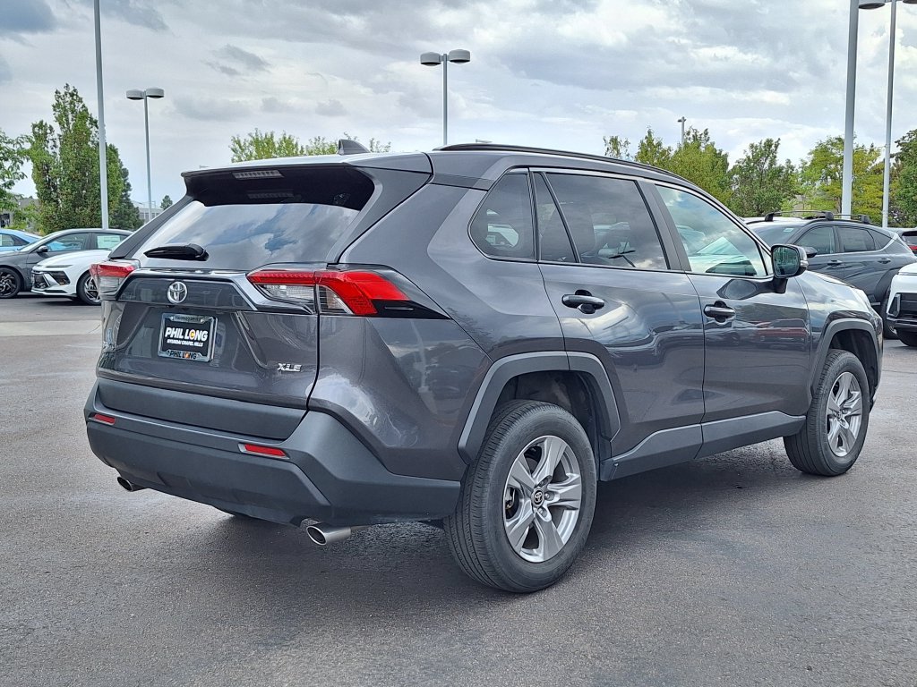 Used 2025 Toyota RAV4 XLE FWD image 3