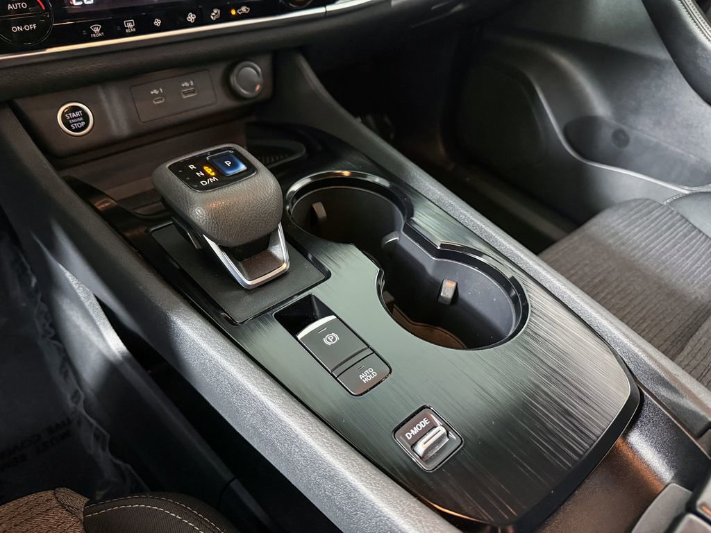 Certified 2022 Nissan Rogue SV image 20