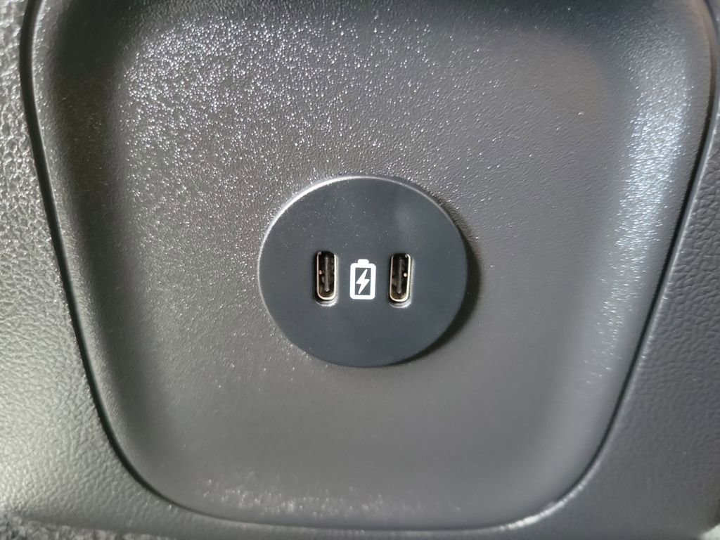 Used 2023 Ford Escape Active w/ Tech Pack #1 AWD/4WD image 16