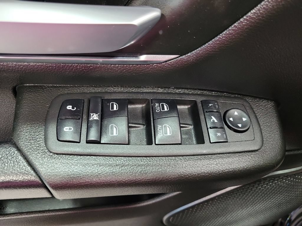 Used 2024 RAM 1500 Big Horn AWD/4WD image 36