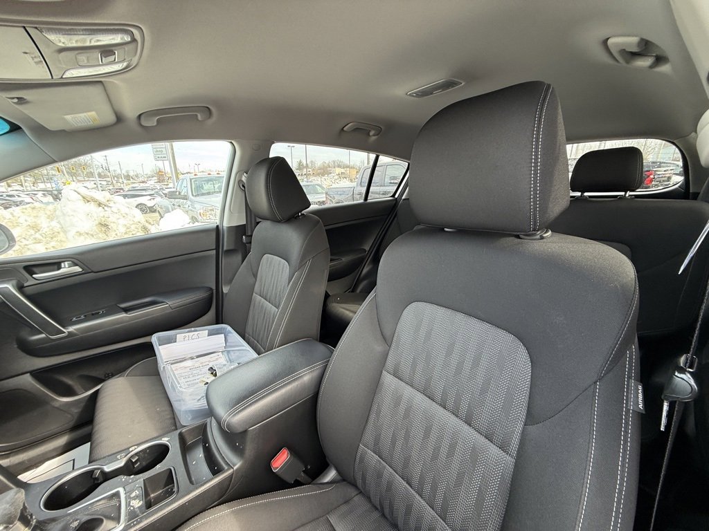 Used 2020 Kia Sportage LX image 12