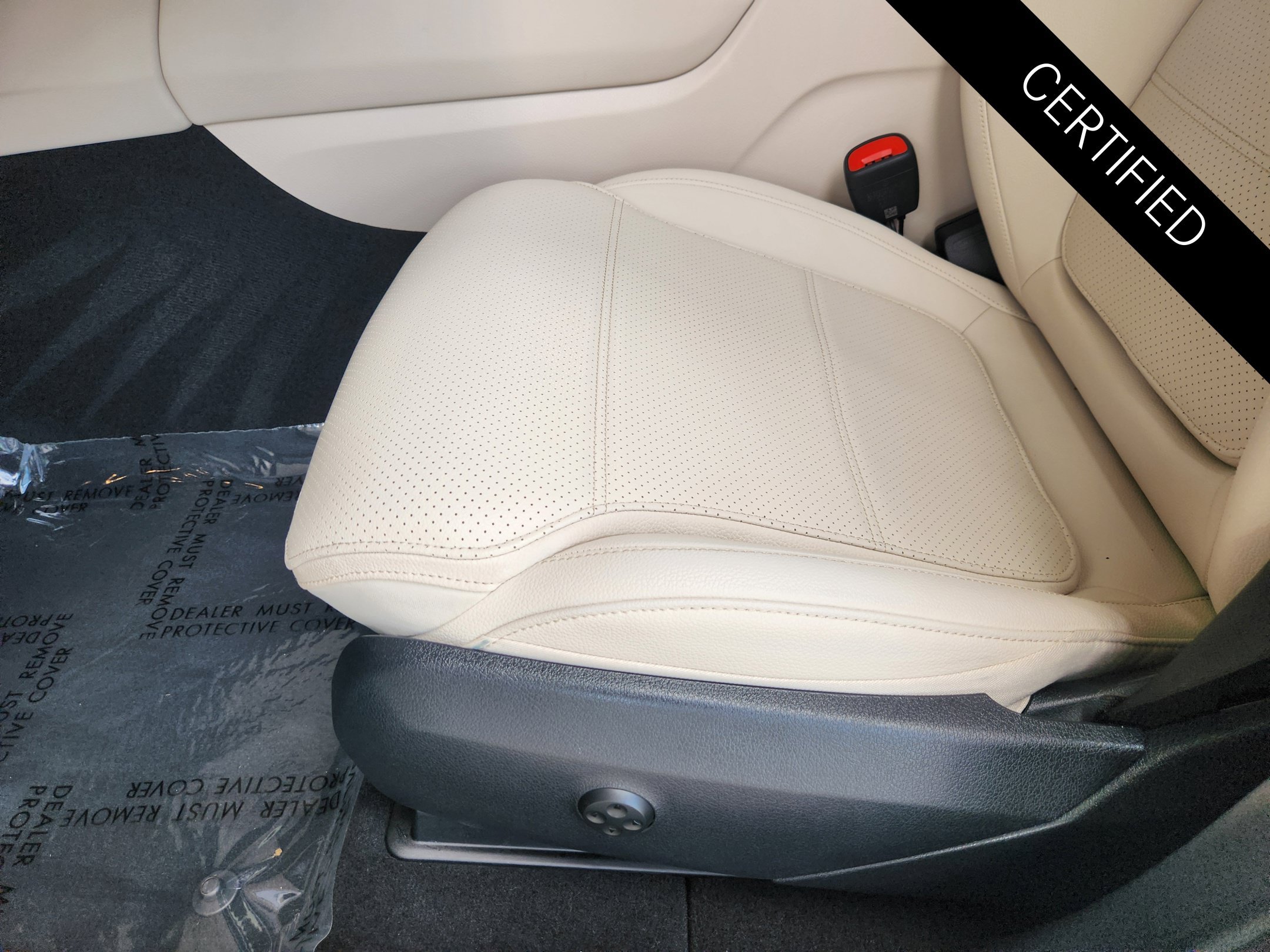 Certified 2026 Mercedes-Benz GLC 300 image 25