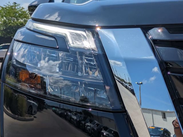 Used 2025 Nissan Pathfinder Platinum w/ Cargo Package AWD/4WD image 11