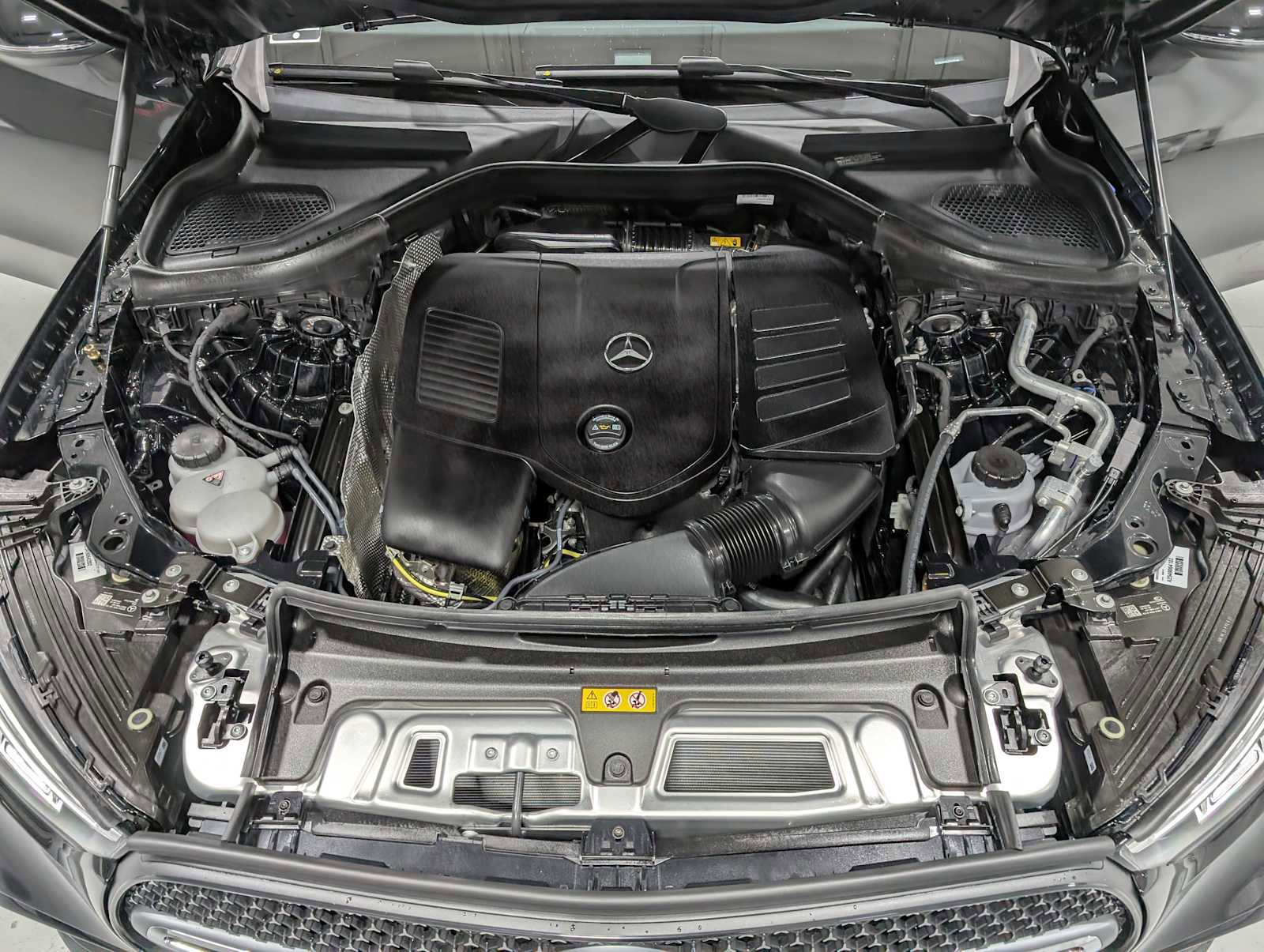 New 2026 Mercedes-Benz GLC 300 4MATIC image 12