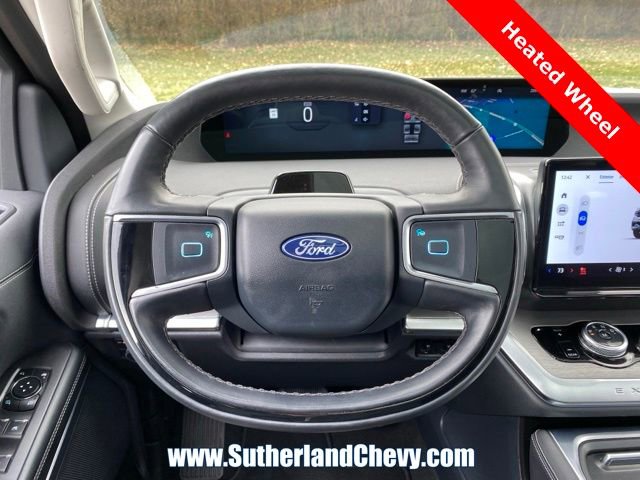 Used 2025 Ford Expedition Max Platinum image 21