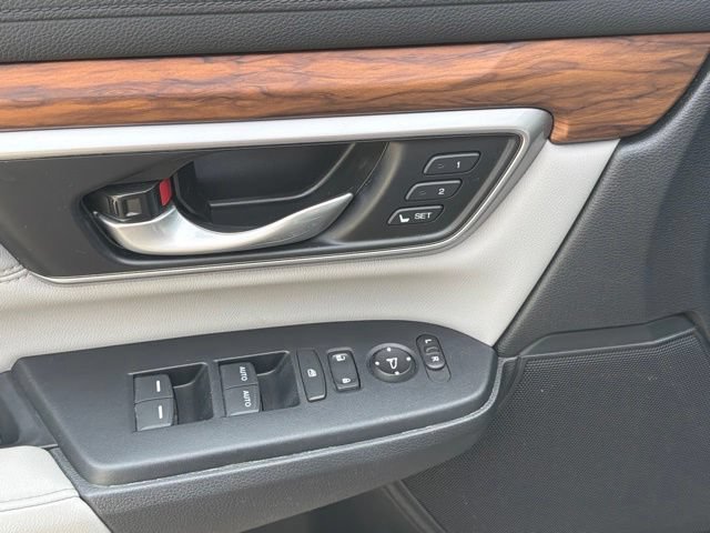 Used 2022 Honda CR-V Touring image 18