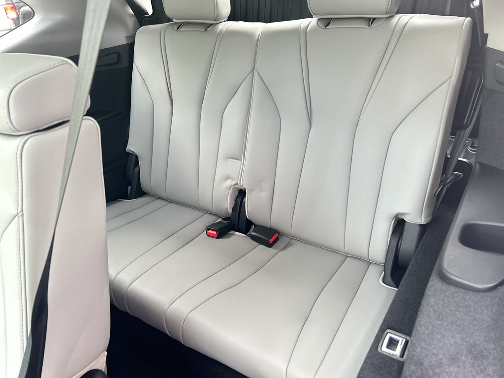 Used 2024 Acura MDX FWD w/ Technology Package image 31