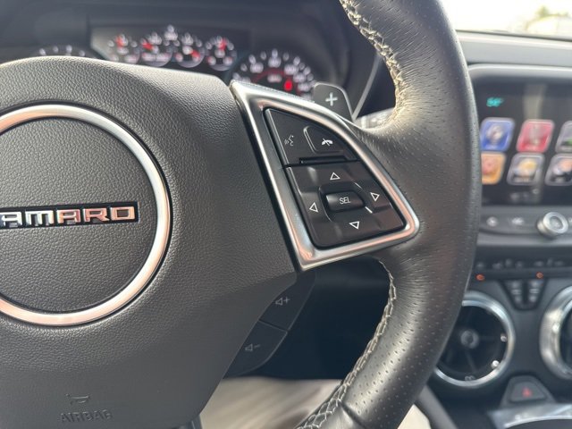Used 2017 Chevrolet Camaro SS image 21