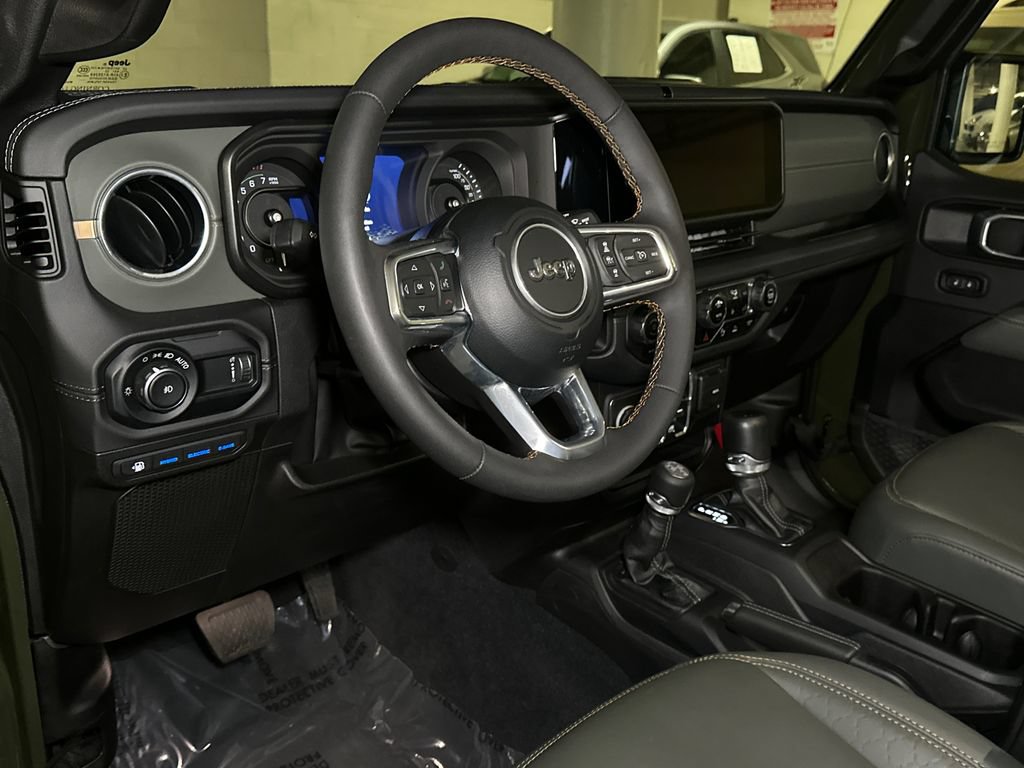 Used 2024 Jeep Wrangler High Altitude AWD/4WD image 18