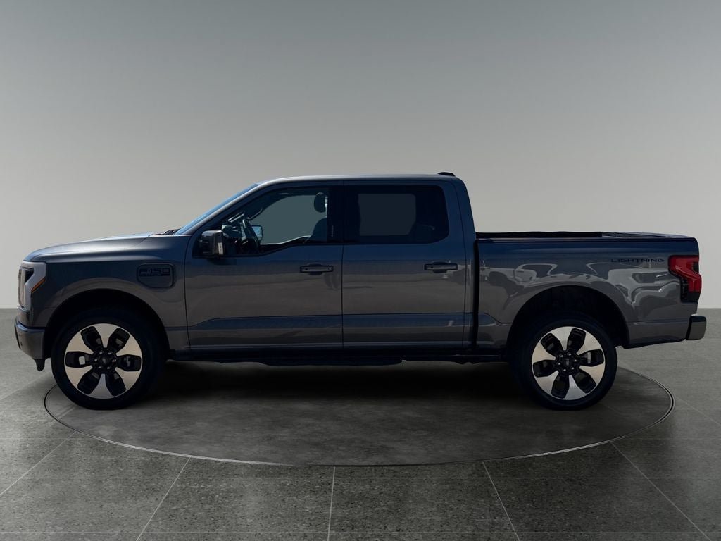 Used 2024 Ford F150 Lightning Platinum AWD/4WD image 5