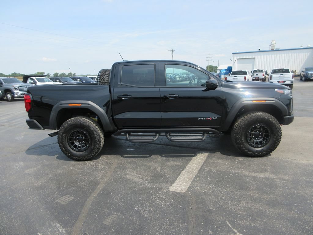 Certified 2024 GMC Canyon AT4X w/ AT4X AEV Edition AWD/4WD image 5
