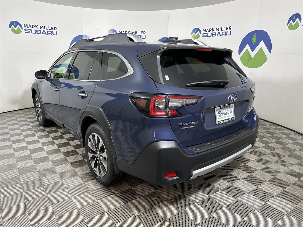 New 2025 Subaru Outback Touring XT image 3