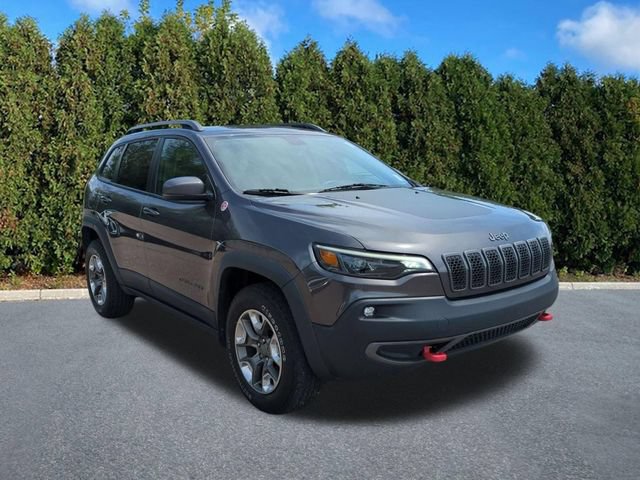 Used 2019 Jeep Cherokee Trailhawk w/ Cold Weather Group AWD/4WD image 3