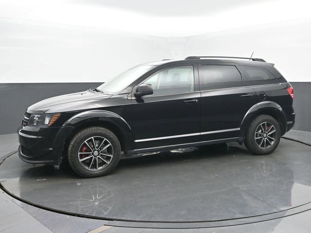 Used 2017 Dodge Journey SE w/ Flexible Seating Group image 2