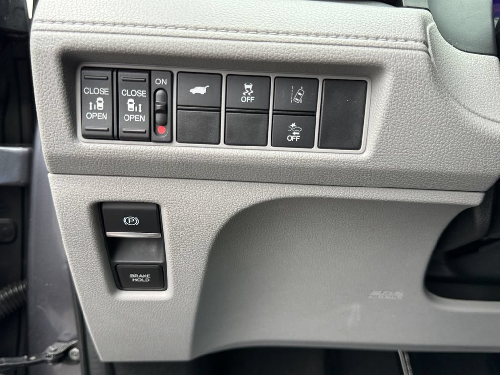 Used 2018 Honda Odyssey EX-L image 20