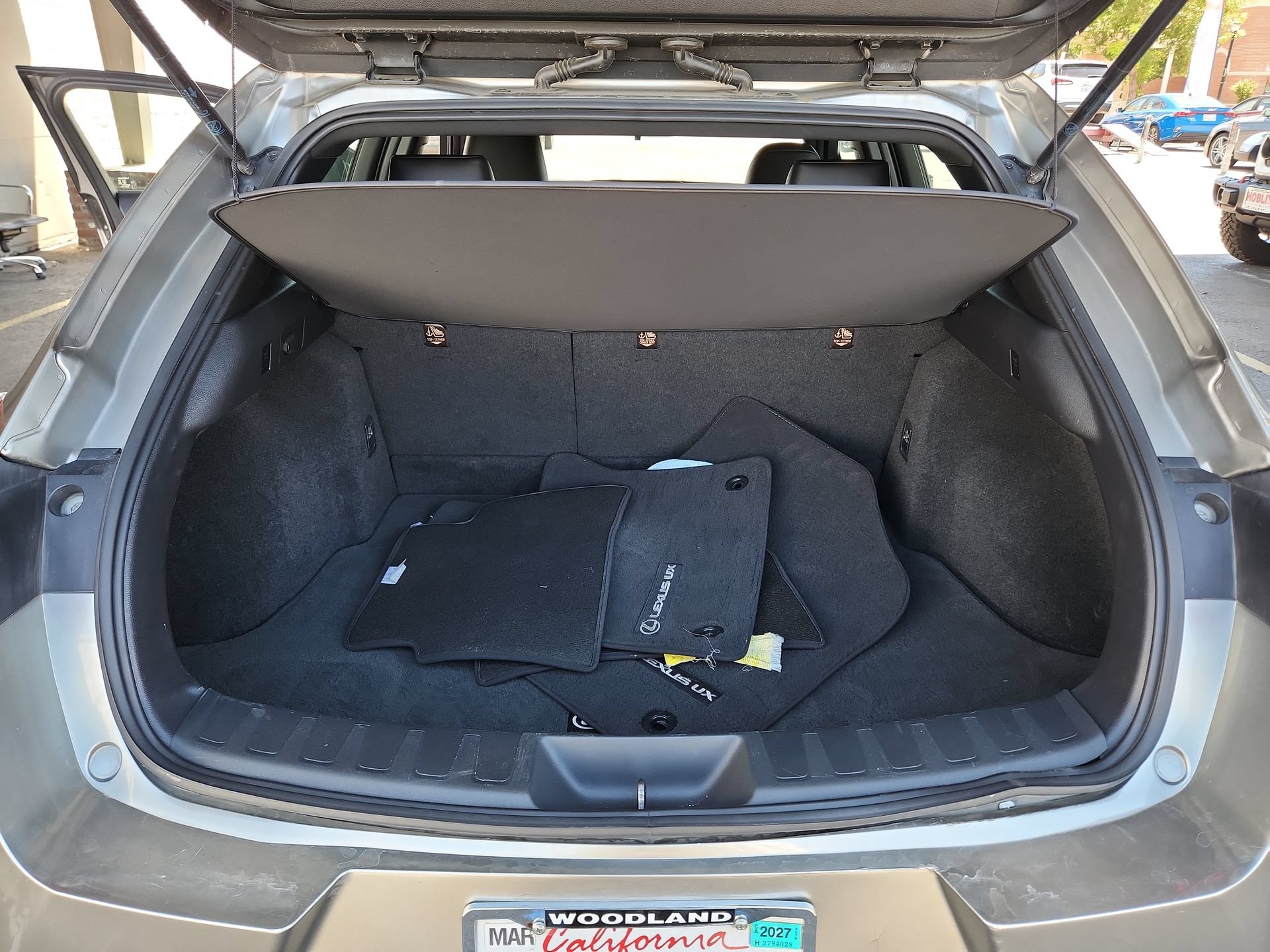 Used 2019 Lexus UX 200 w/ Accessory Package FWD image 20