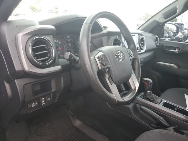 Used 2019 Toyota Tacoma TRD Sport w/ Technology Package AWD/4WD image 19