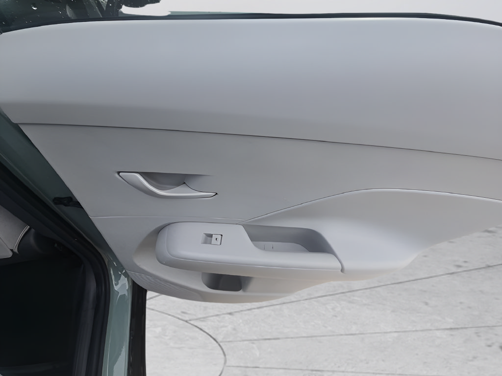 Used 2025 Hyundai Kona SEL FWD image 21