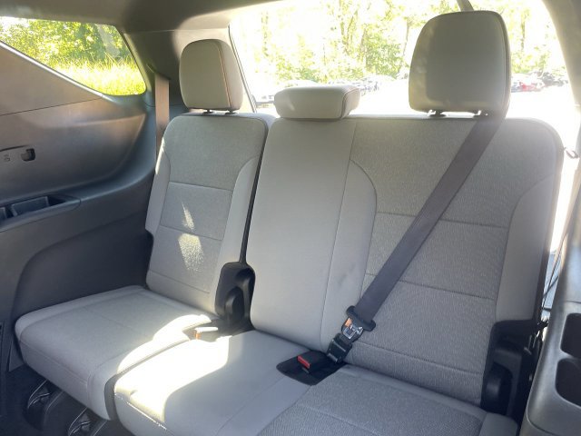 Certified 2026 Chevrolet Traverse LT w/ Driver Confidence Package FWD image 23
