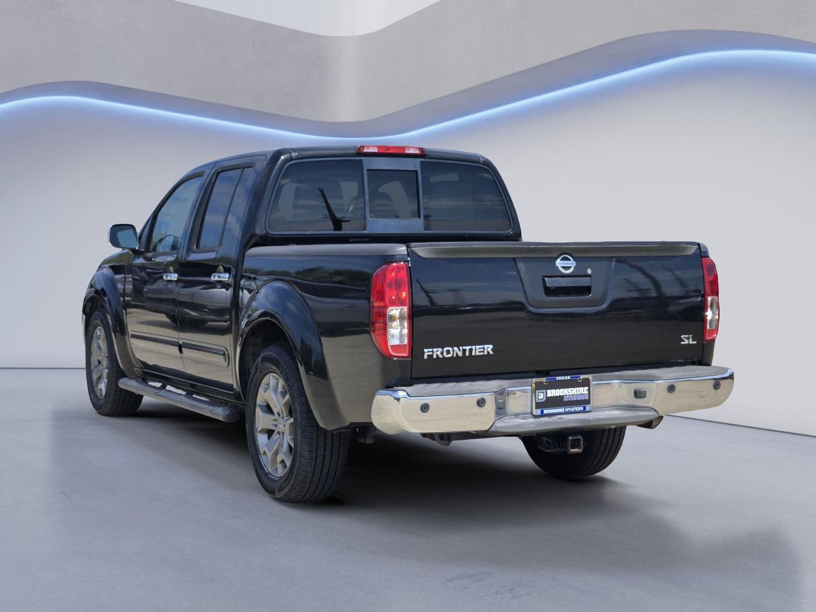 Used 2019 Nissan Frontier SL RWD image 8