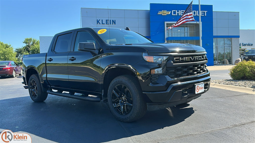 New 2026 Chevrolet Silverado 1500 Custom w/ Turbomax Blackout Package AWD/4WD image 1