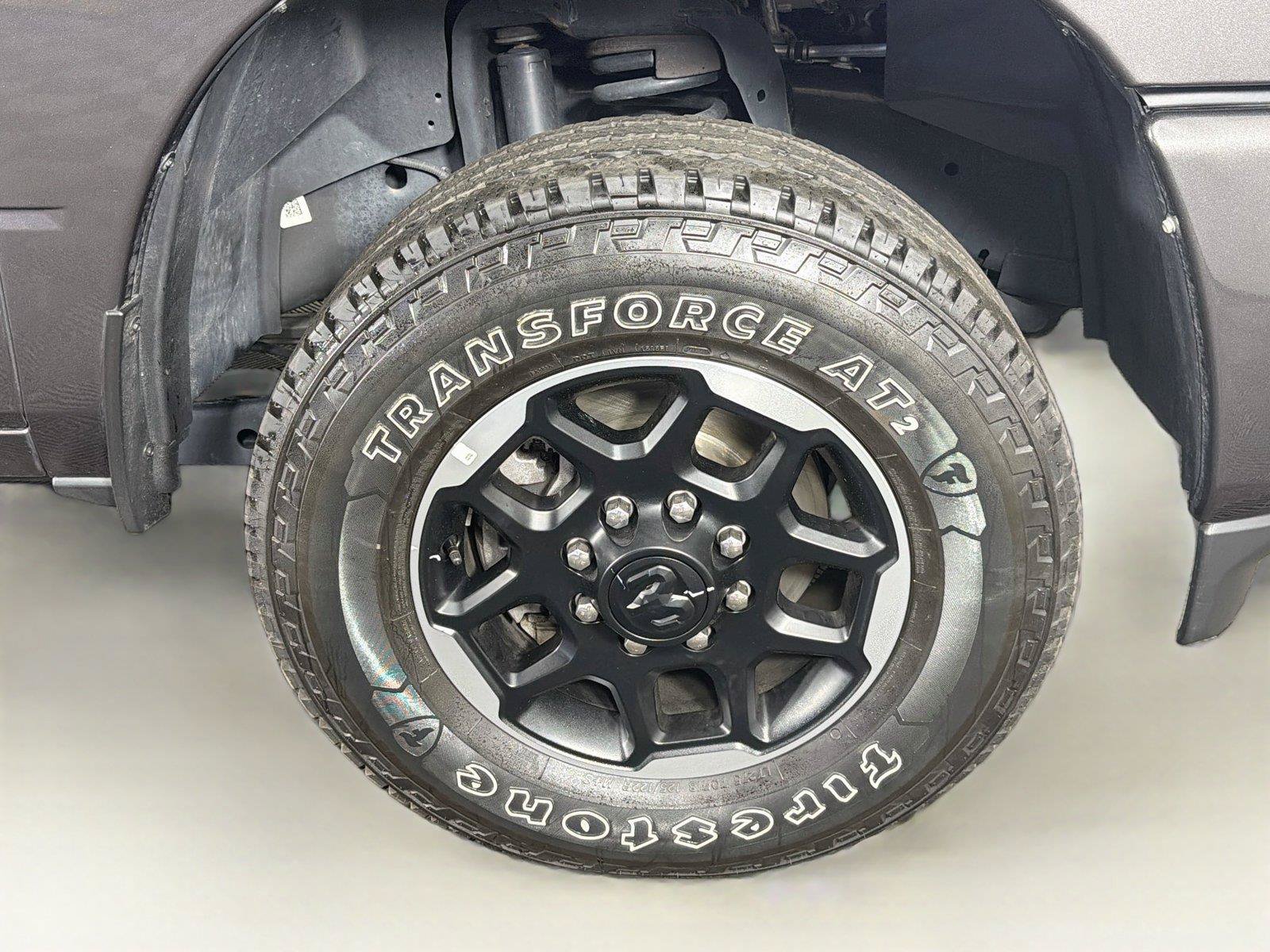 Used 2026 RAM 2500 Laramie AWD/4WD image 37