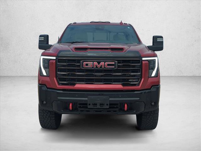 Used 2025 GMC Sierra 2500 AT4X image 3