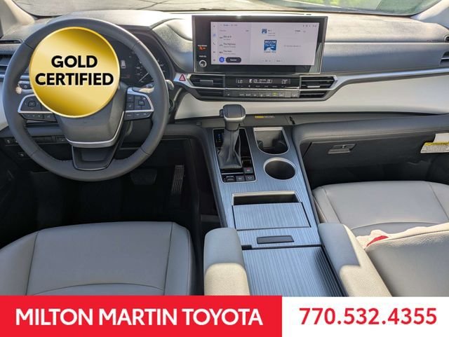 Certified 2026 Toyota Sienna XLE FWD image 18